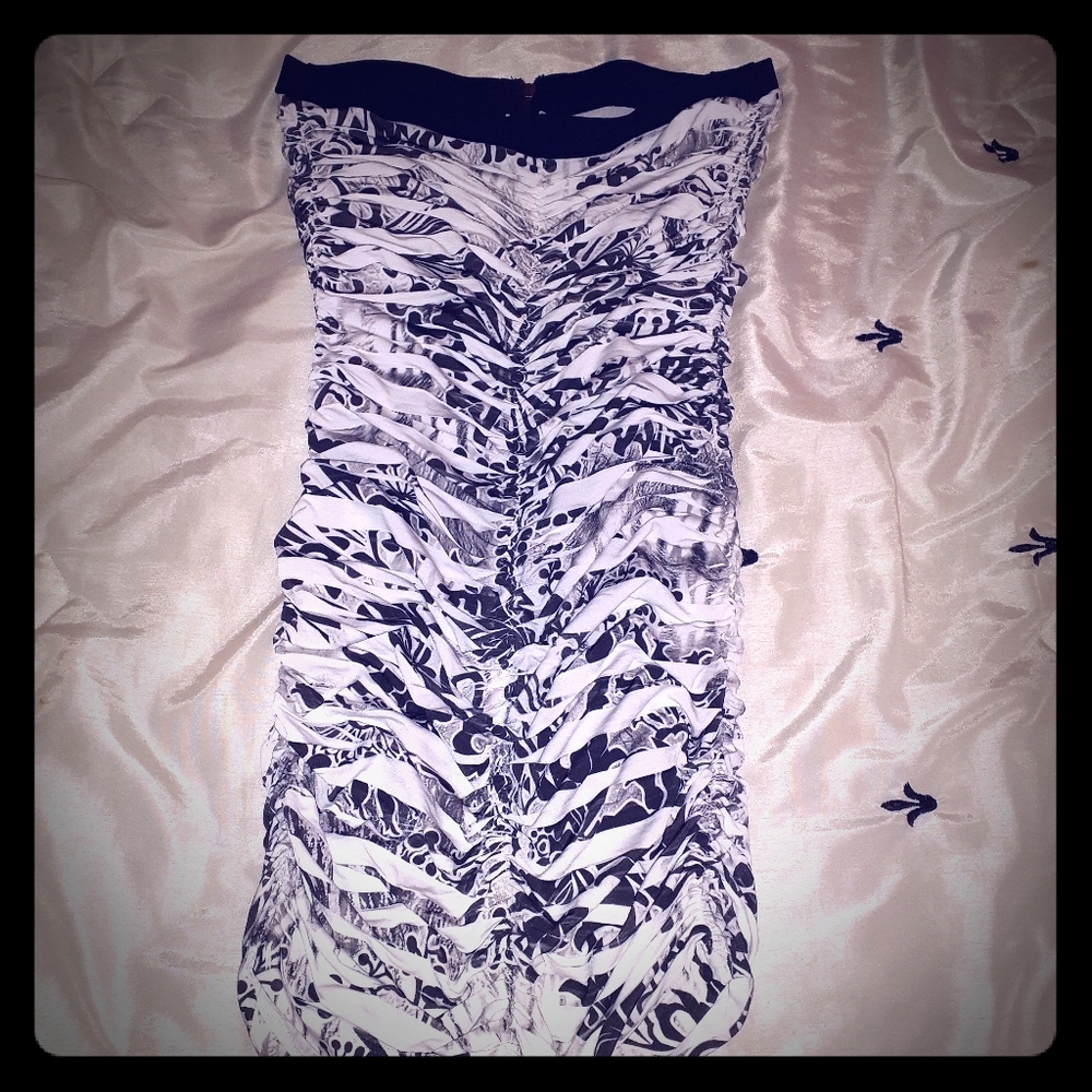 Strapless dress